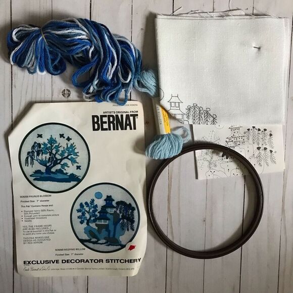 Bernat Stitchery Kit SO9259 Prunus Blossom Weeping Willow 7" Round 1978 Open Pkg - Picture 3 of 4
